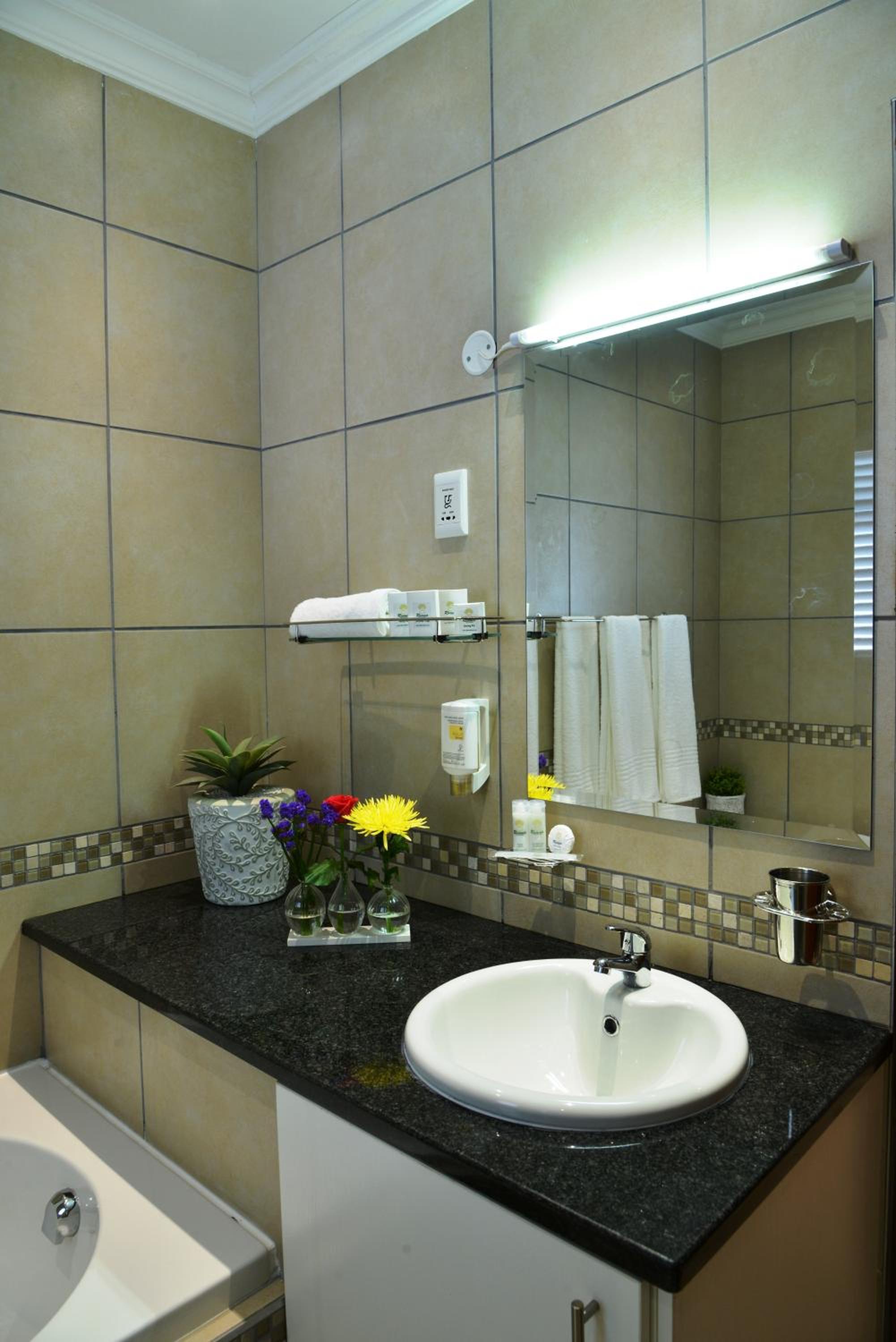 Deluxe Double Room - Photo 2