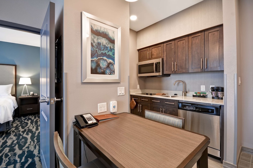 Suite, 2 Queen Beds, Accessible (Hearing)