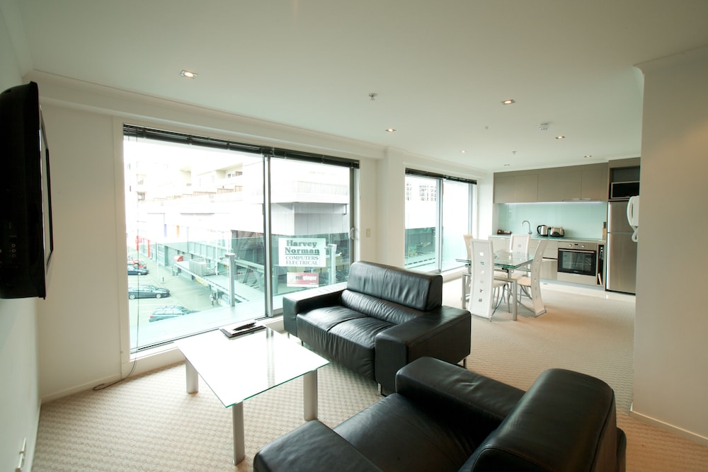 Two Bedroom Apartment - Photo 4