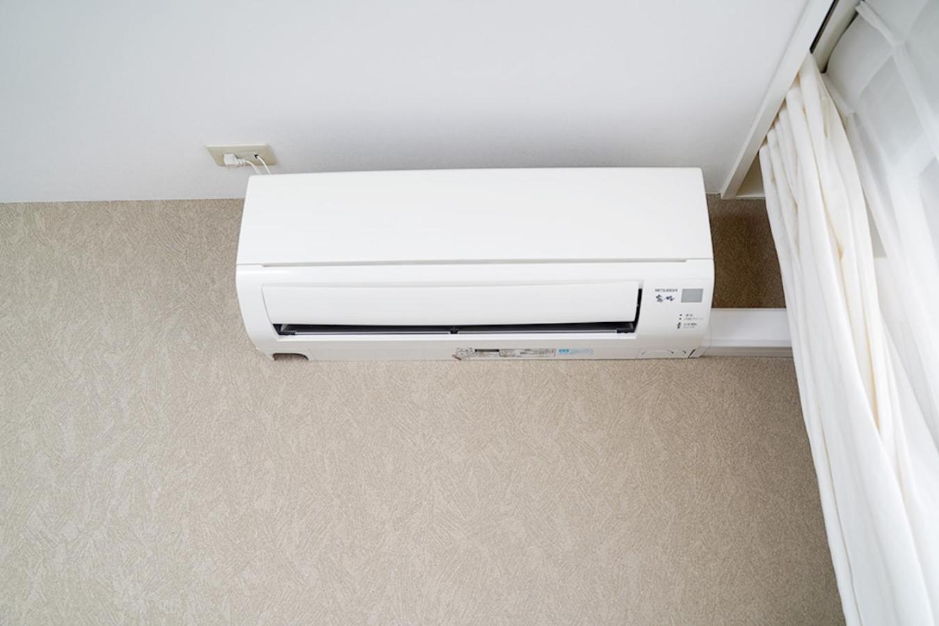 Standard Twin Room - Photo 4