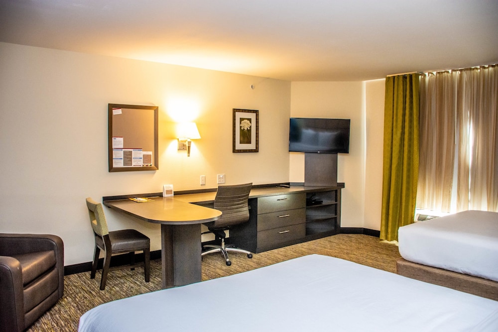 Studio Suite, 2 Queen Beds, Accessible (Mobil Tub), photo 6