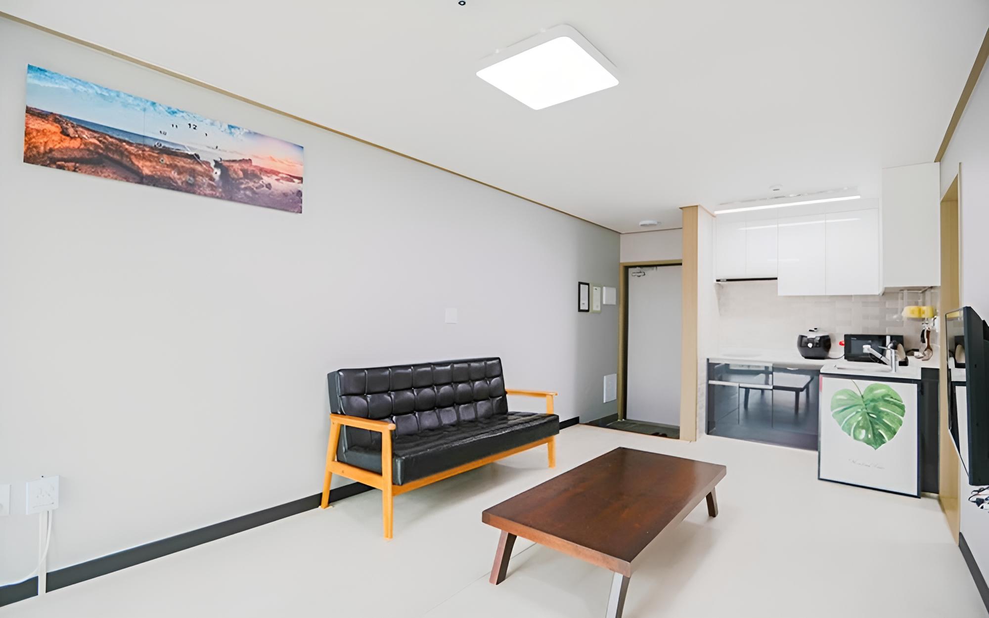 Room (Room 102 (Ocean View)) photo 3