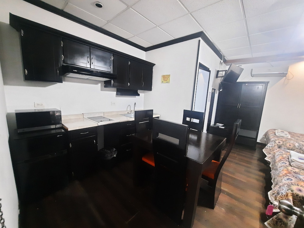 Standard Studio - Photo 4