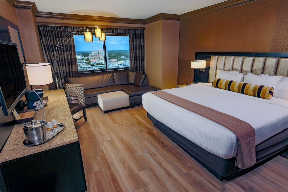 Luxury Room, 2 Queen Beds, Accessible, Non Smoking photo 1