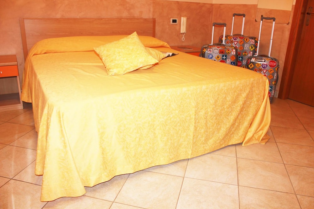 Double Or Twin Room photo 2