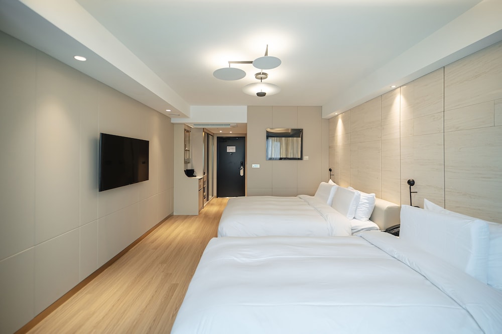 Deluxe Family Twin Room - Photo 6