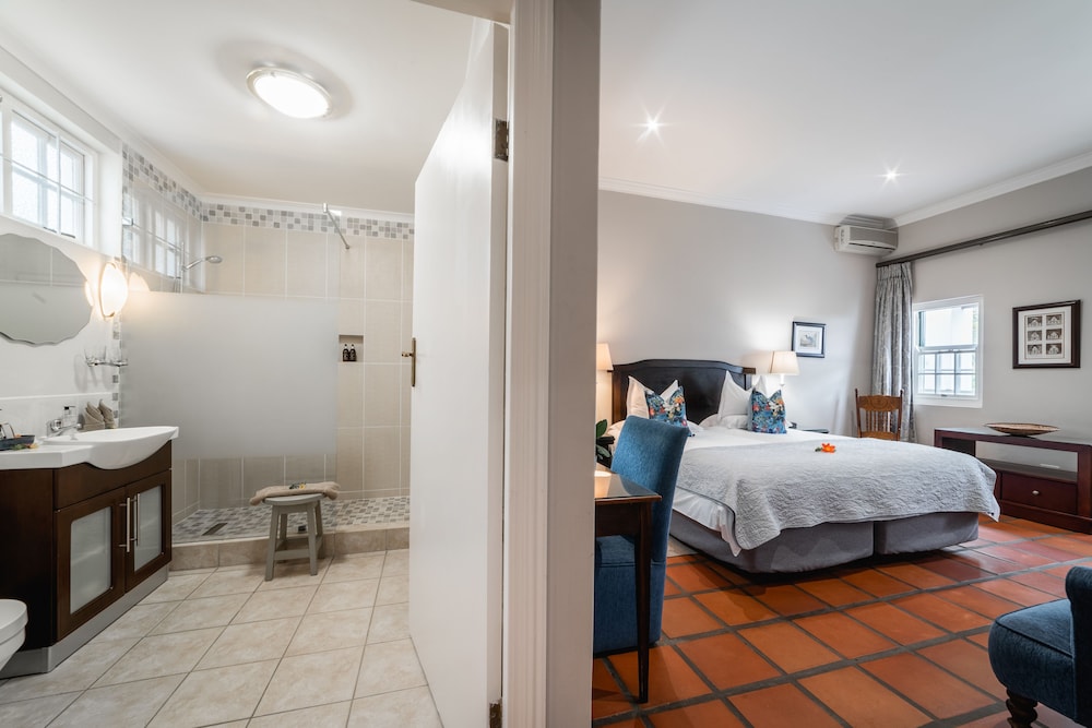 Superior Twin Room photo 2