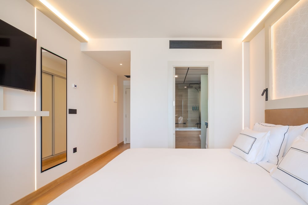 The Level Premium Room Sea View Adults Only - Photo 6