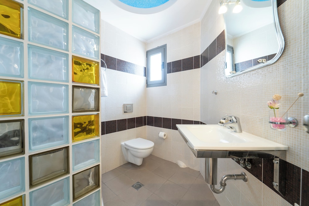 Suite, Hot Tub (Santorini) - Photo 7