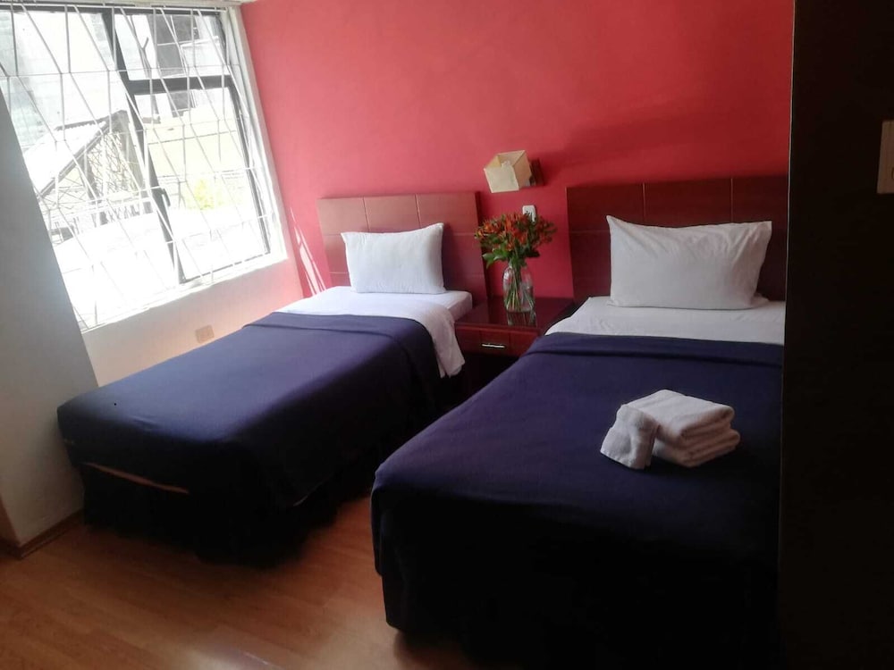 Habitación económica sencilla
