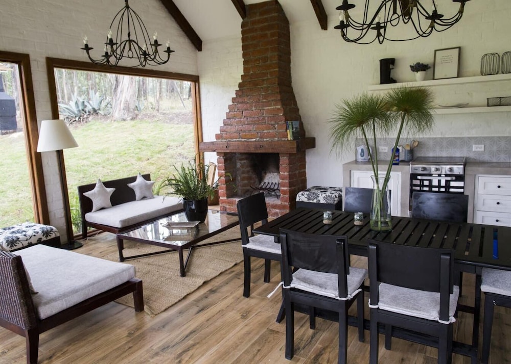 Villa 3 photo 2