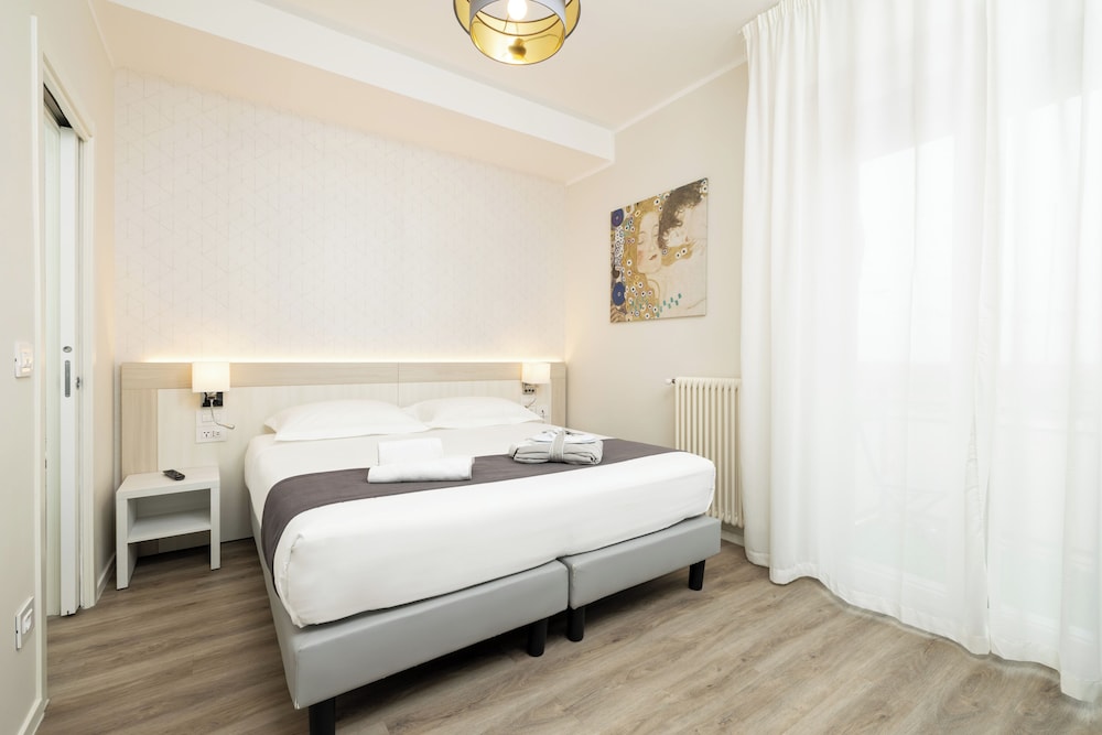 Double Room - Photo 1