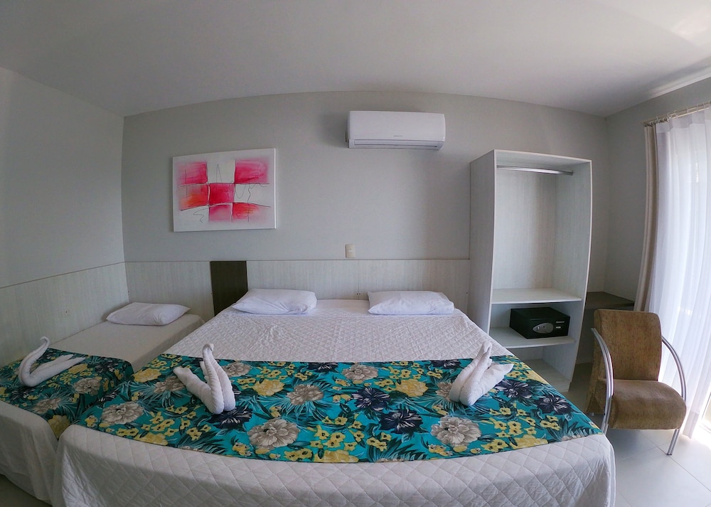 Triple Room, Partial Sea View
