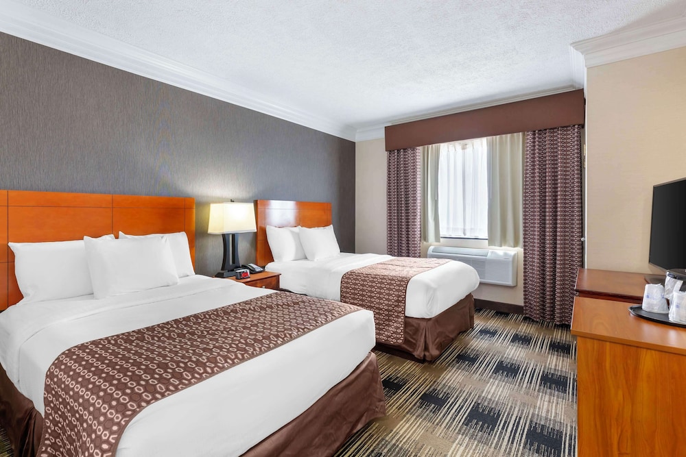 Suite, 2 Double Beds, Non Smoking, Refrigerator (With Sofabed)