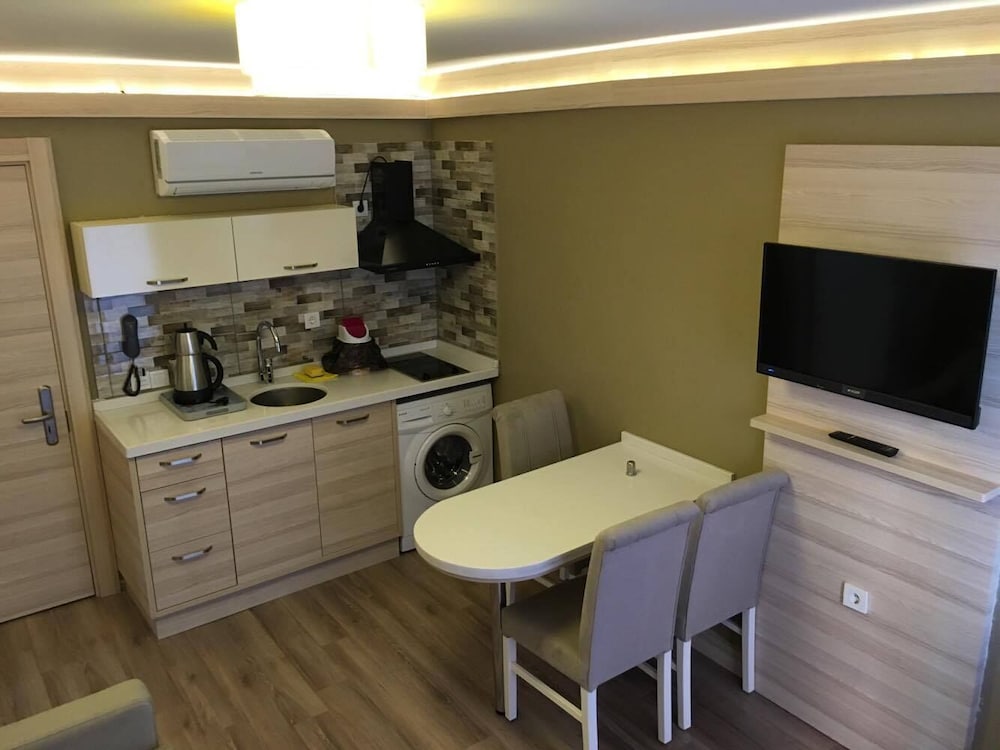 Basic Condo, 1 Double Bed with Sofa bed photo 2