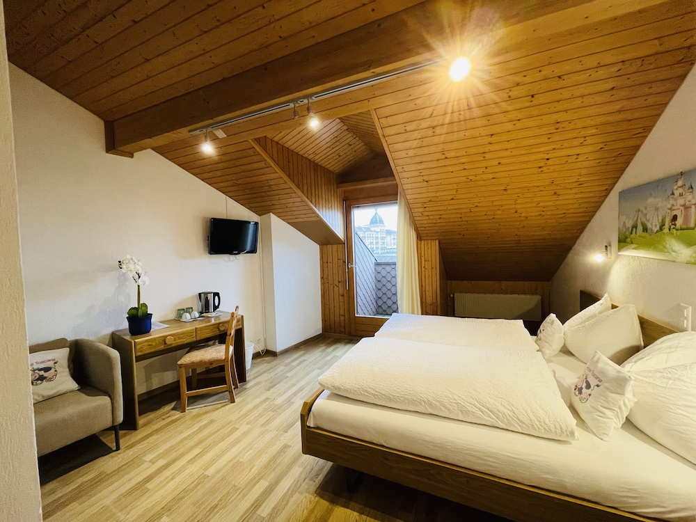 Double Room (attic) - Photo 4