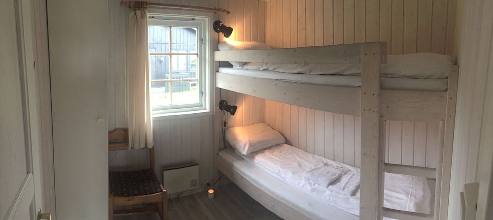 Cabin, 2 Bedrooms photo 2