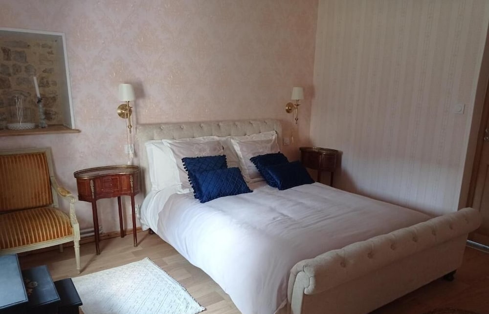 Suite, 1 Bedroom, Garden View, Ground Floor photo 1