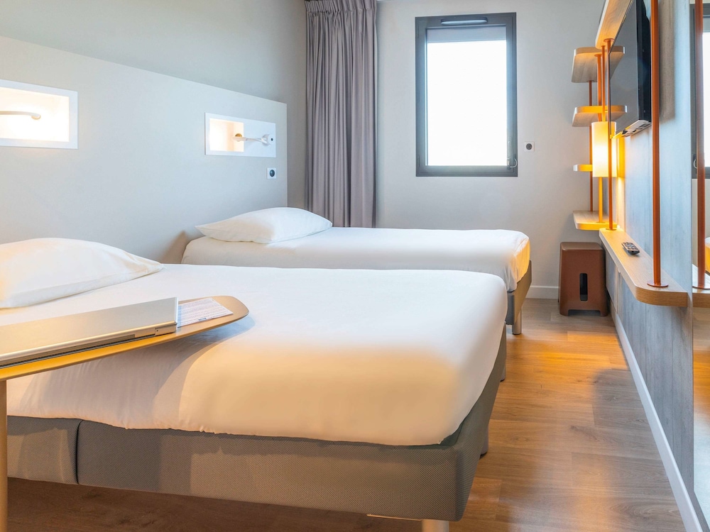 Twin Room, 2 Twin Beds - Photo 1