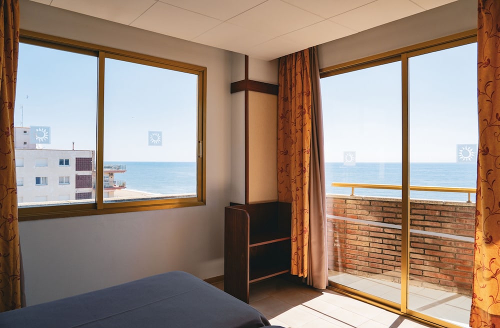Triple Room, Sea View (3 adults) - Photo 5