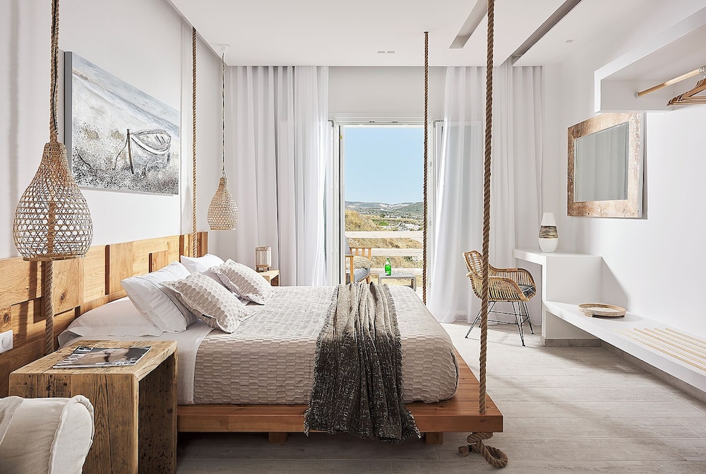 Suite with Sea View and Hot Tub - First Floor