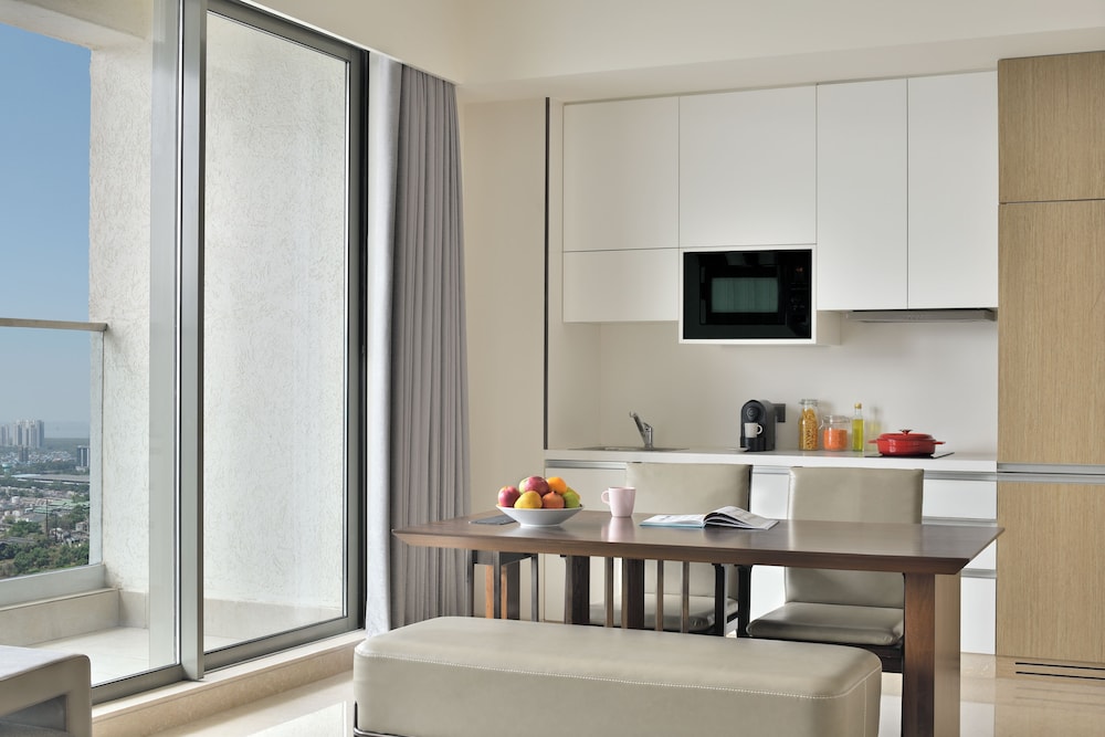 Premium Suite, 1 Bedroom (view) photo 2