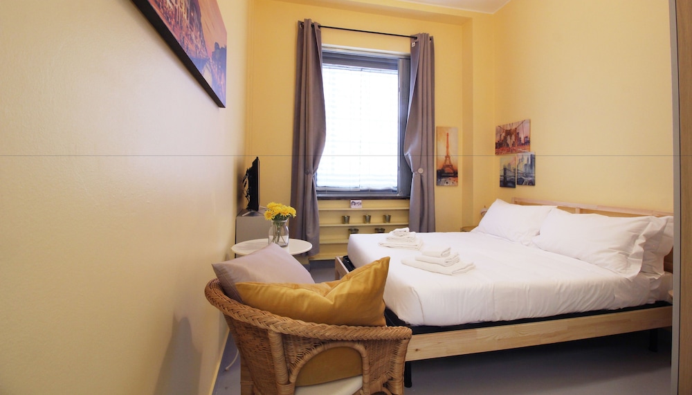 Apartment (1 Bedroom)