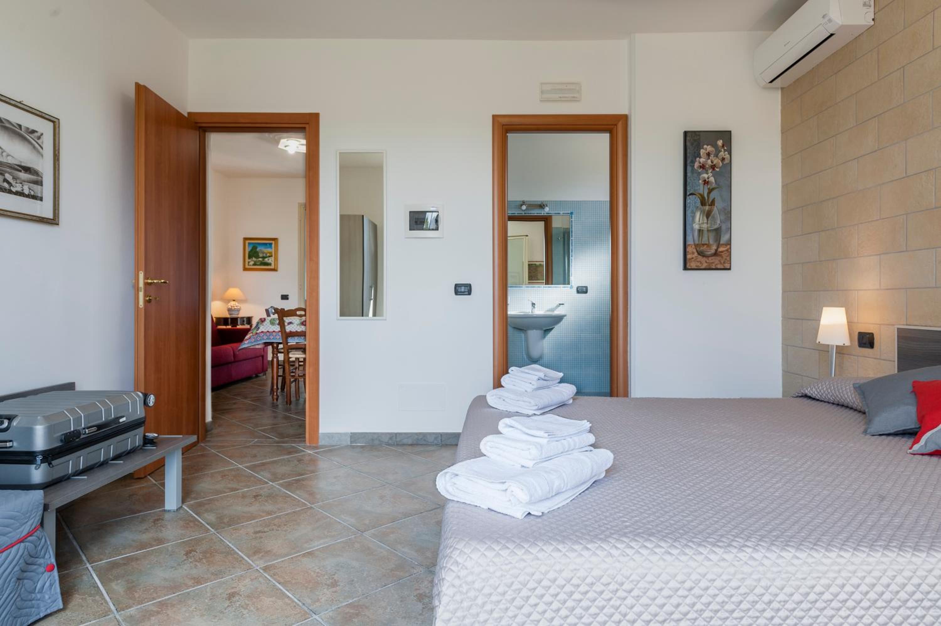 Apartment with Garden View photo 3