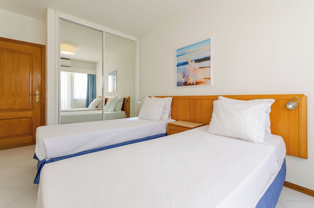 Apartment, 1 Bedroom, Partial Sea View - Photo 16