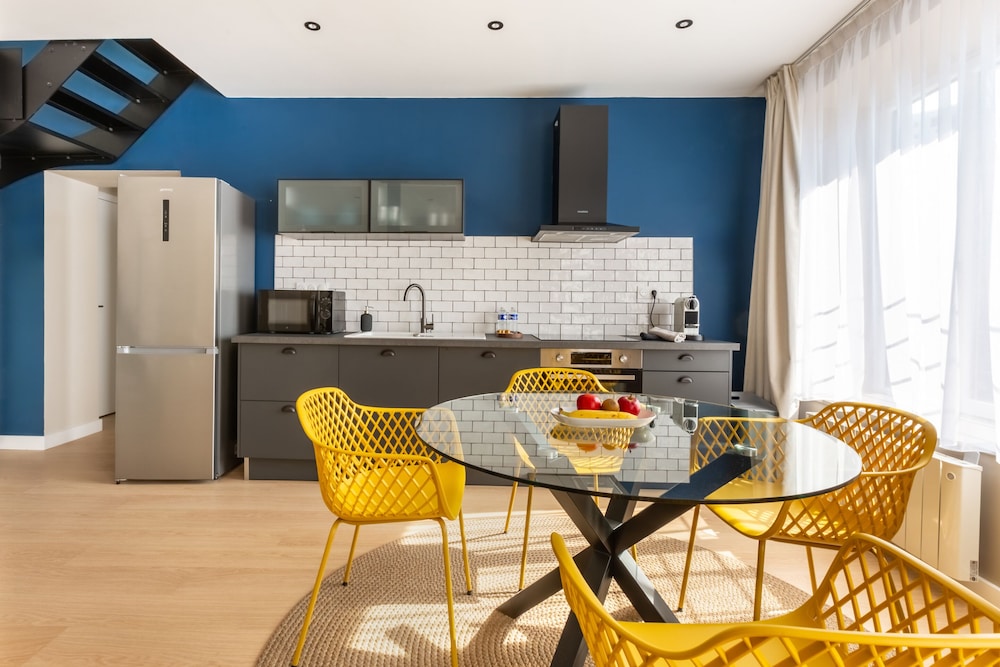 Apartment, Ensuite, City View - Photo 12