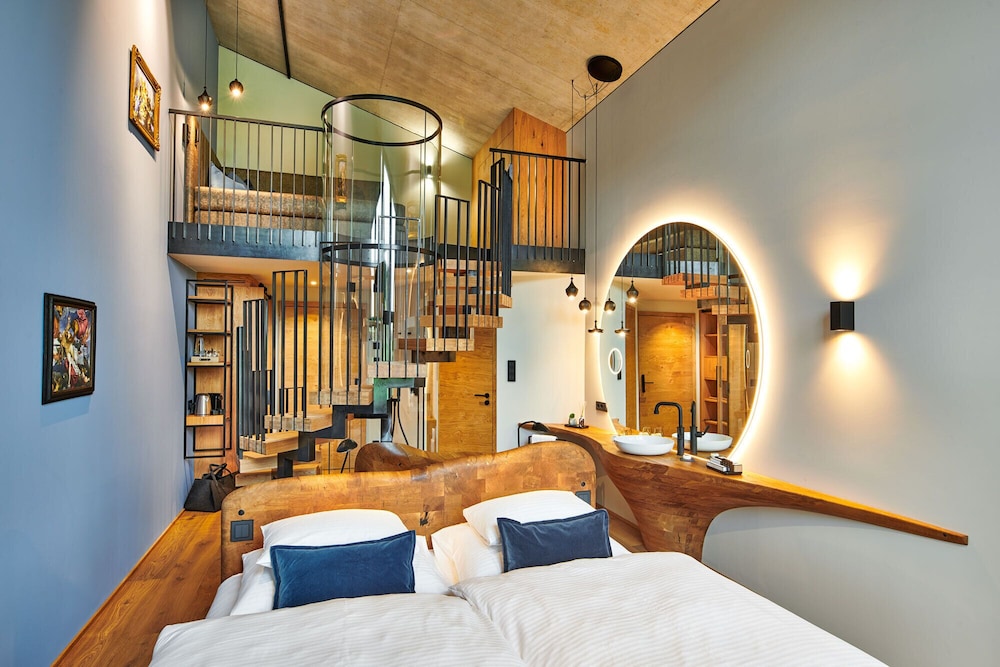Gallery Quadruple Room photo 2