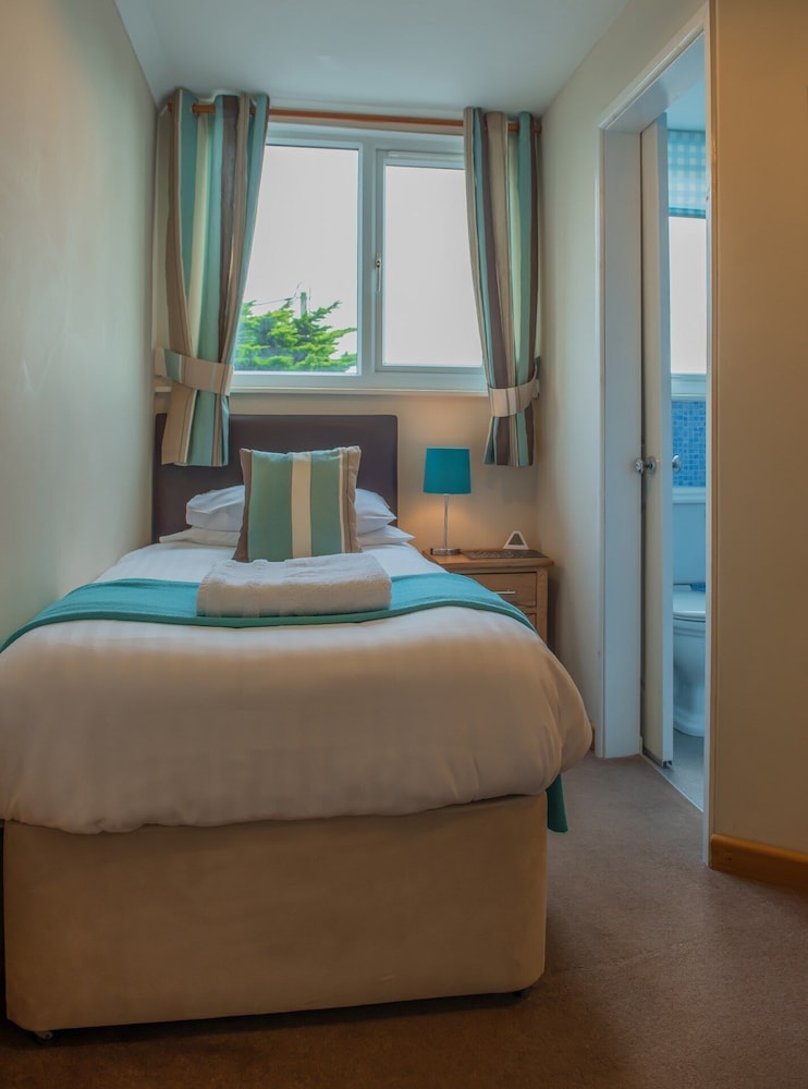 Single Room, Ensuite photo 2