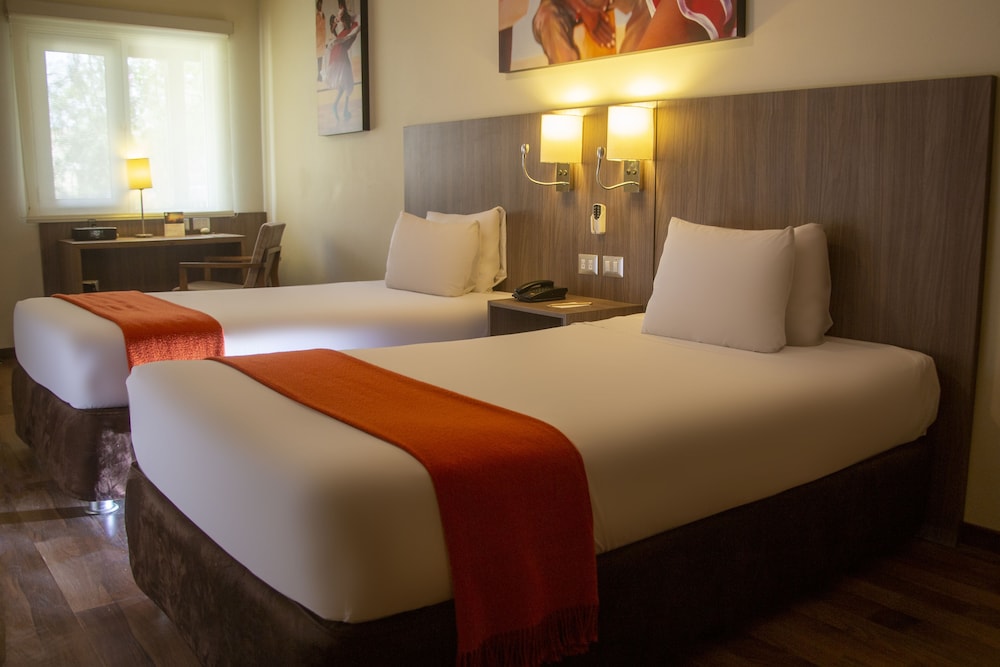 Superior Twin Room, Garden View