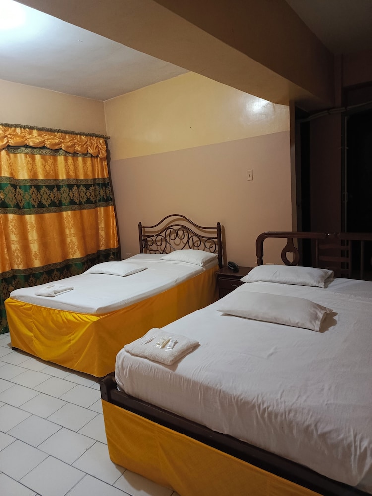 Economy Double Room photo 3