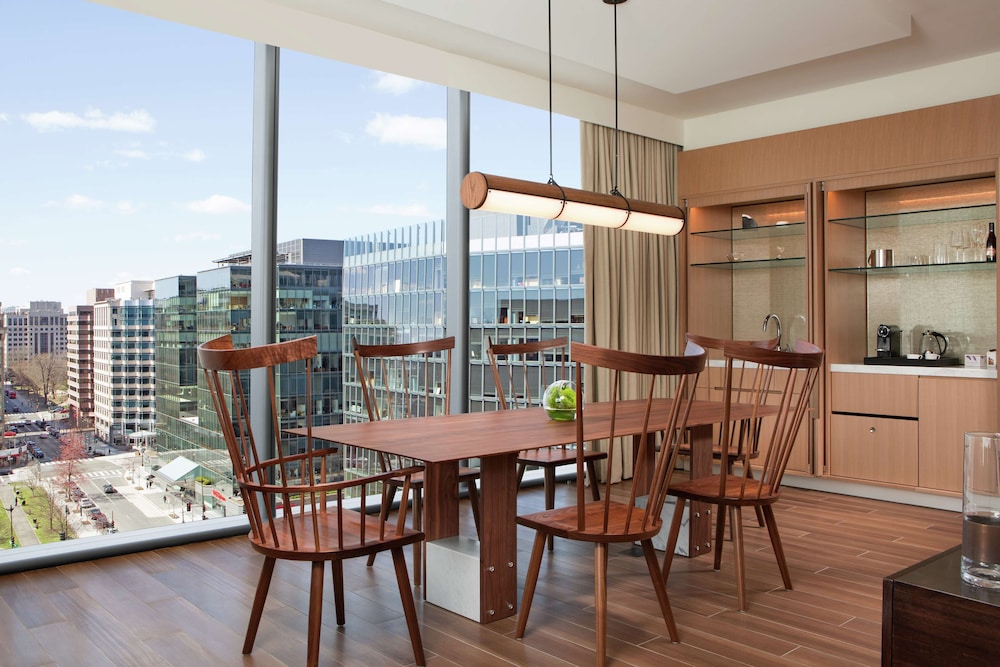 Diplomat Suite, 1 Bedroom