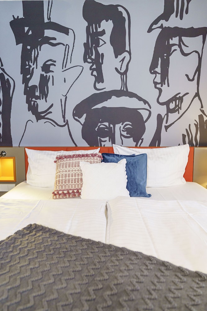 Superior Double Room, Non Smoking, City View photo 3