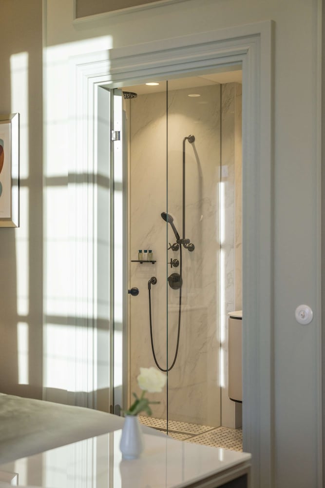 Room (Palais View) - Photo 5