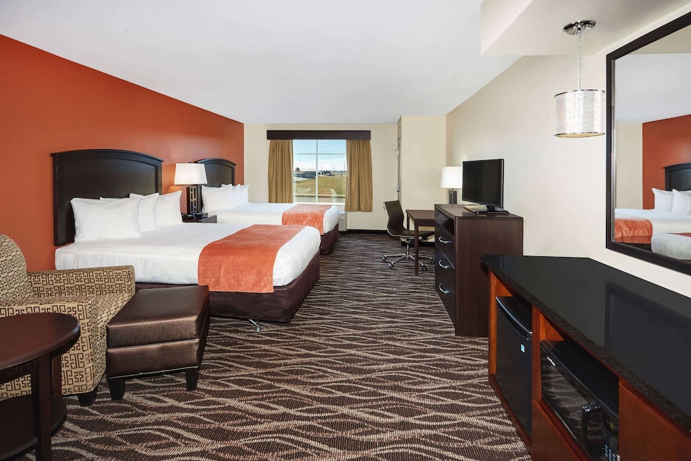 Studio Suite, 2 Queen Beds, Mobility Accessible, Non Smoking (Bathtub w/ Grab Bars) photo 3