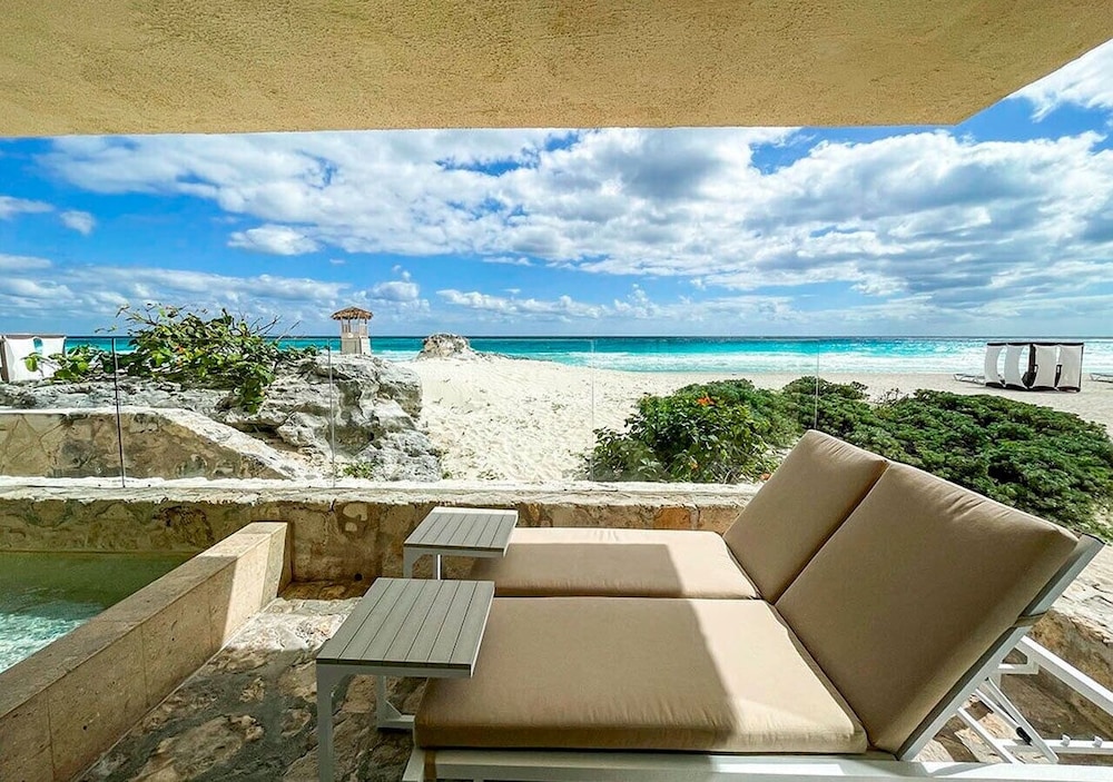 Villa Premier Plunge Pool Ocean Front