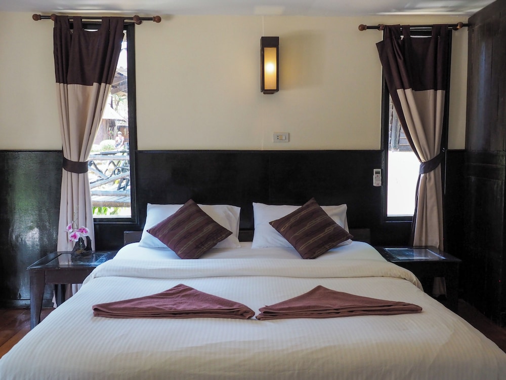 Deluxe A/C Triple Room photo 3