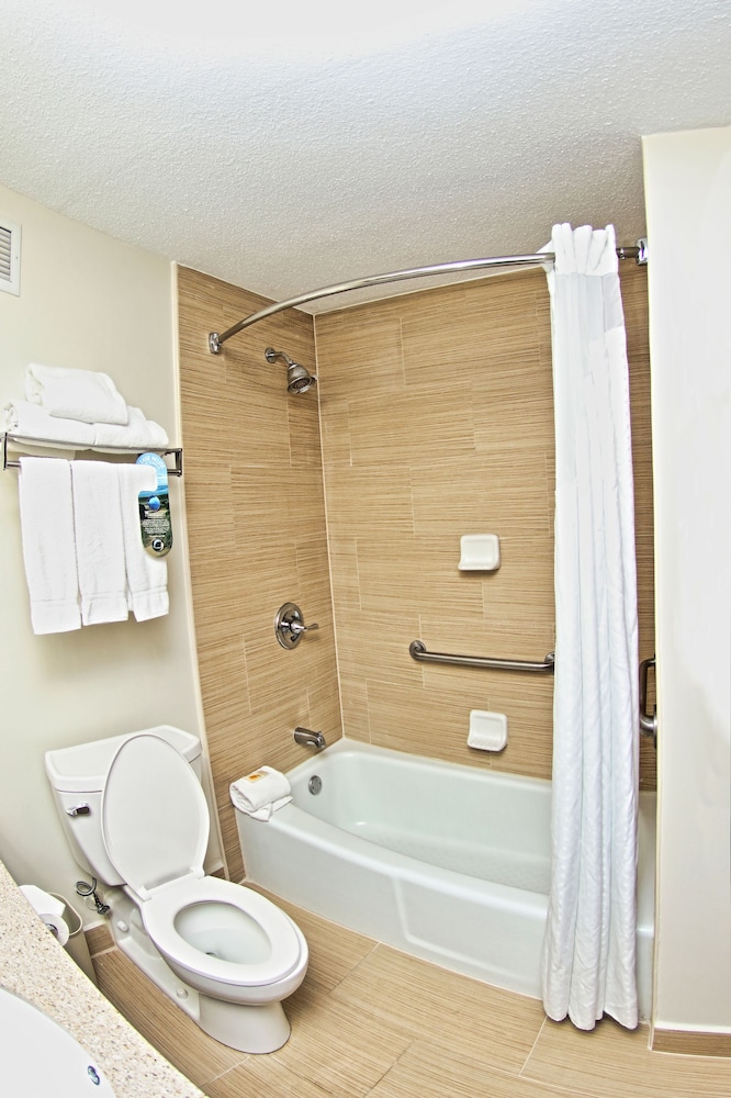 Standard Room, 2 Queen Beds (Sunset View) - Photo 5