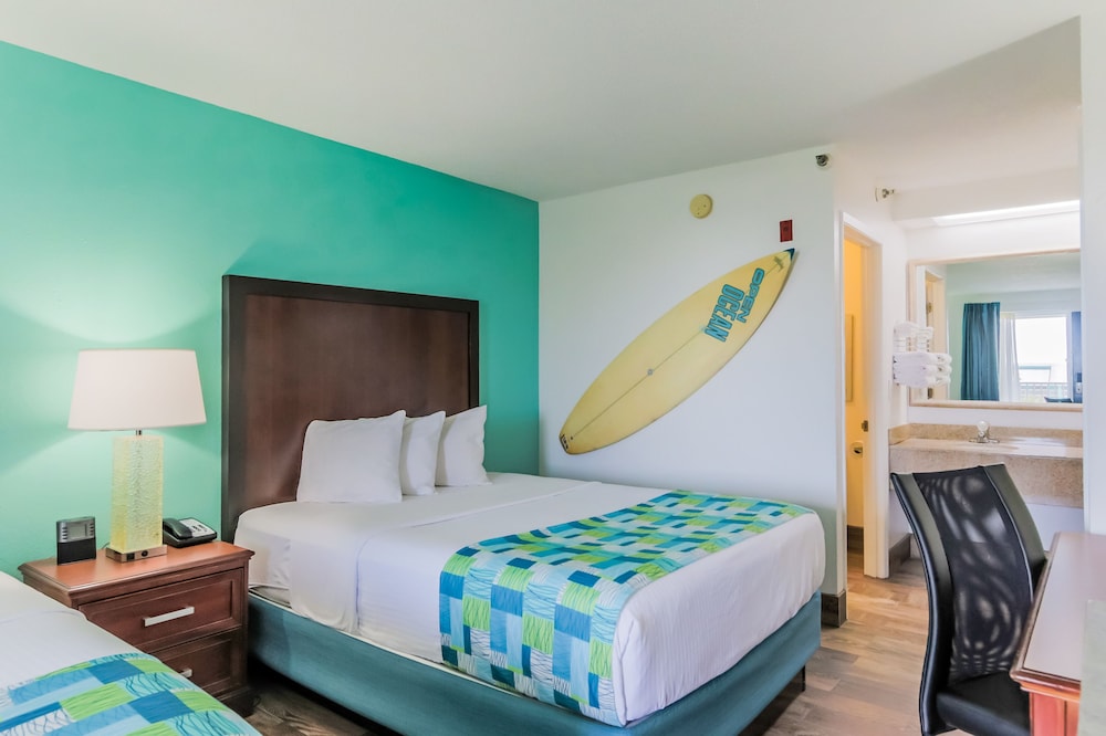 Basic Room, 2 Queen Beds, Ground Floor - Photo 4