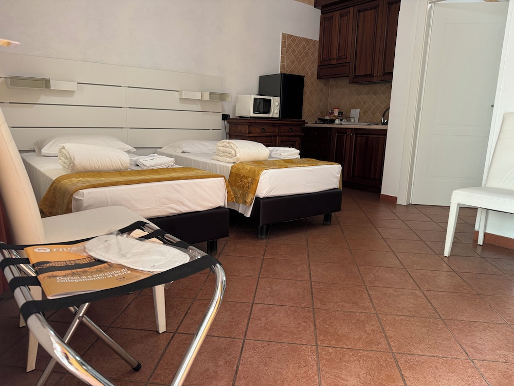 Deluxe Quadruple Room, Balcony