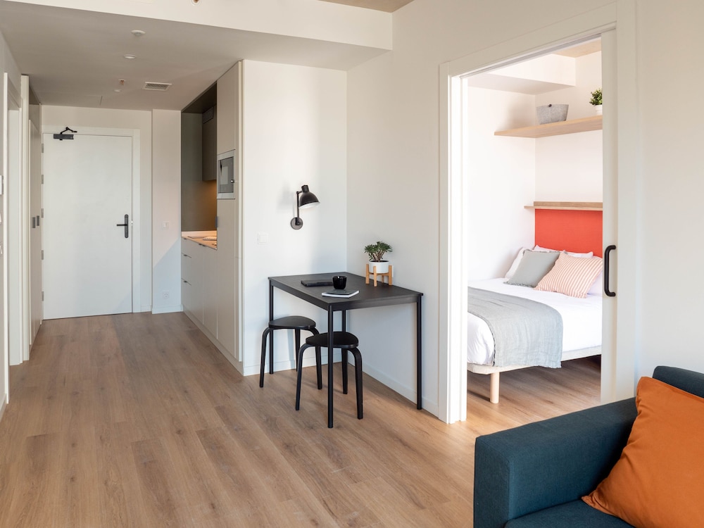 Quadruple Room - Photo 15