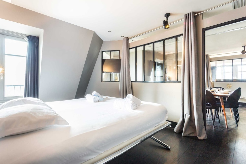 Apartment, 2 Bedrooms (75)