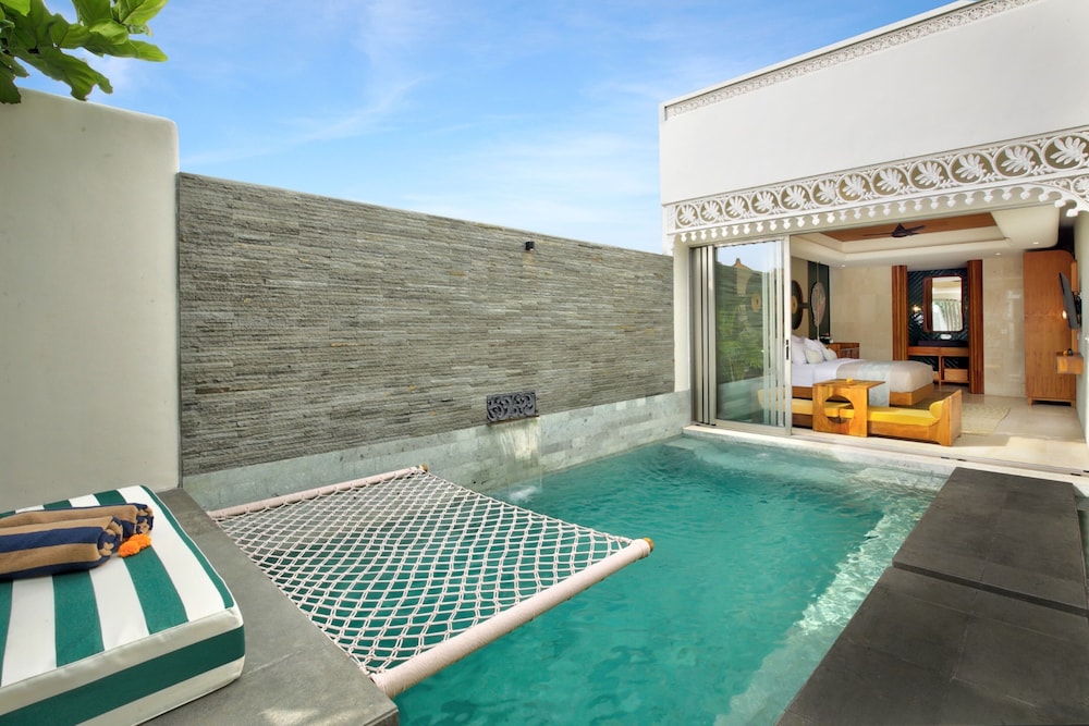 1 Bedroom Villa with Private Pool - Photo 16