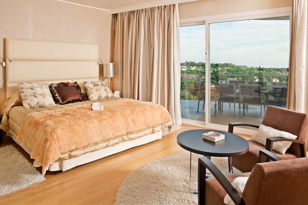 Presidential Suite photo 2