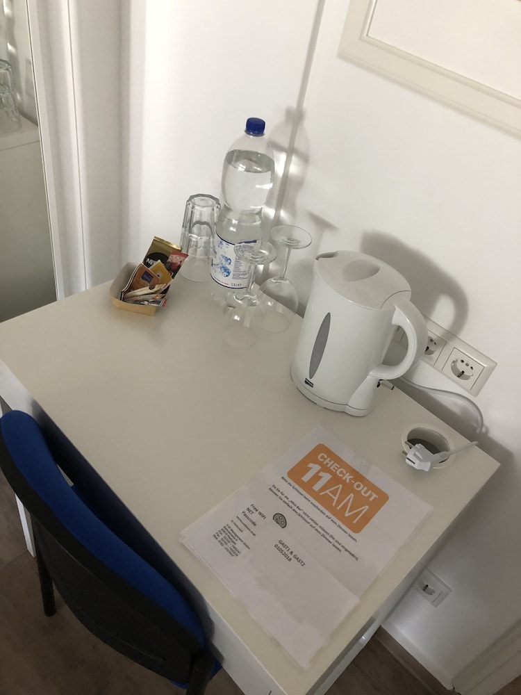 Standard Single Room photo 2