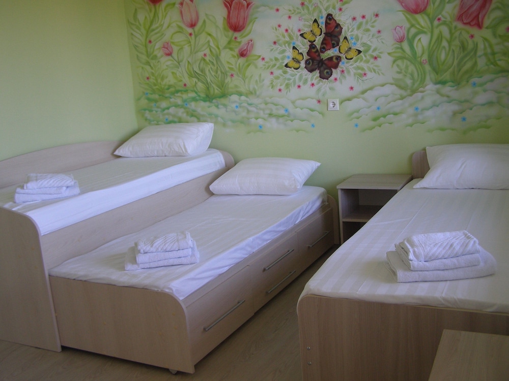Junior Triple Room, 1 Bedroom (26) photo 3