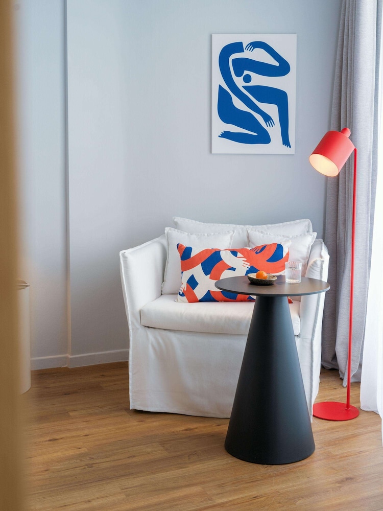 Ivory Junior Suite - Photo 12